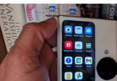 OnePlus可能正在开发带有长焦镜头的翻盖手机
