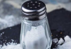 吃太多盐与长期肾脏问题有关吗